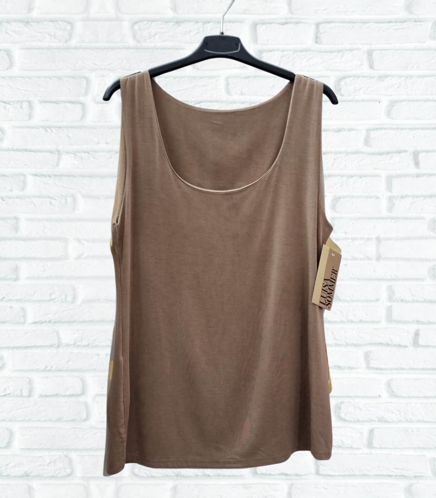 Top eckiger Ausschnitt