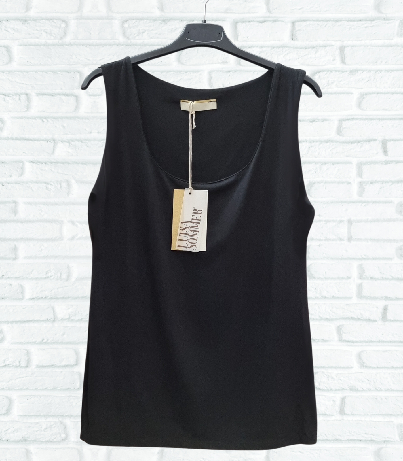 Top eckiger Ausschnitt